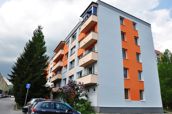 Zateplenie domu Spojová 2-6, Banská Bystrica